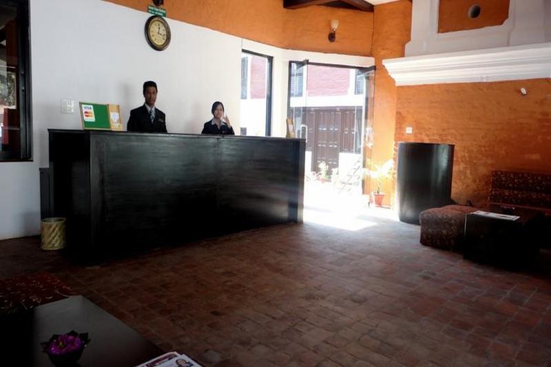 Oyo 738 Hotel Kaze Darbar Катманду Экстерьер фото