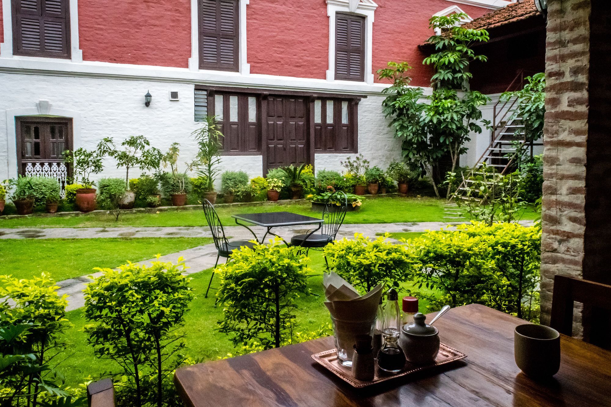 Oyo 738 Hotel Kaze Darbar Катманду Экстерьер фото
